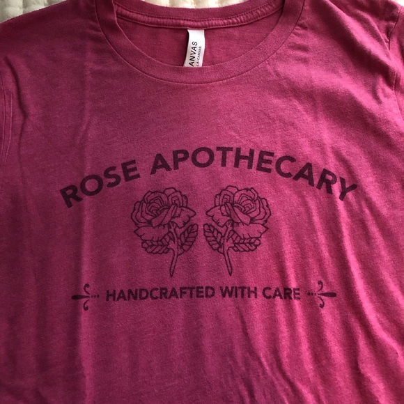 Rose Apothecary pink t-shirt - Picture 3 of 4